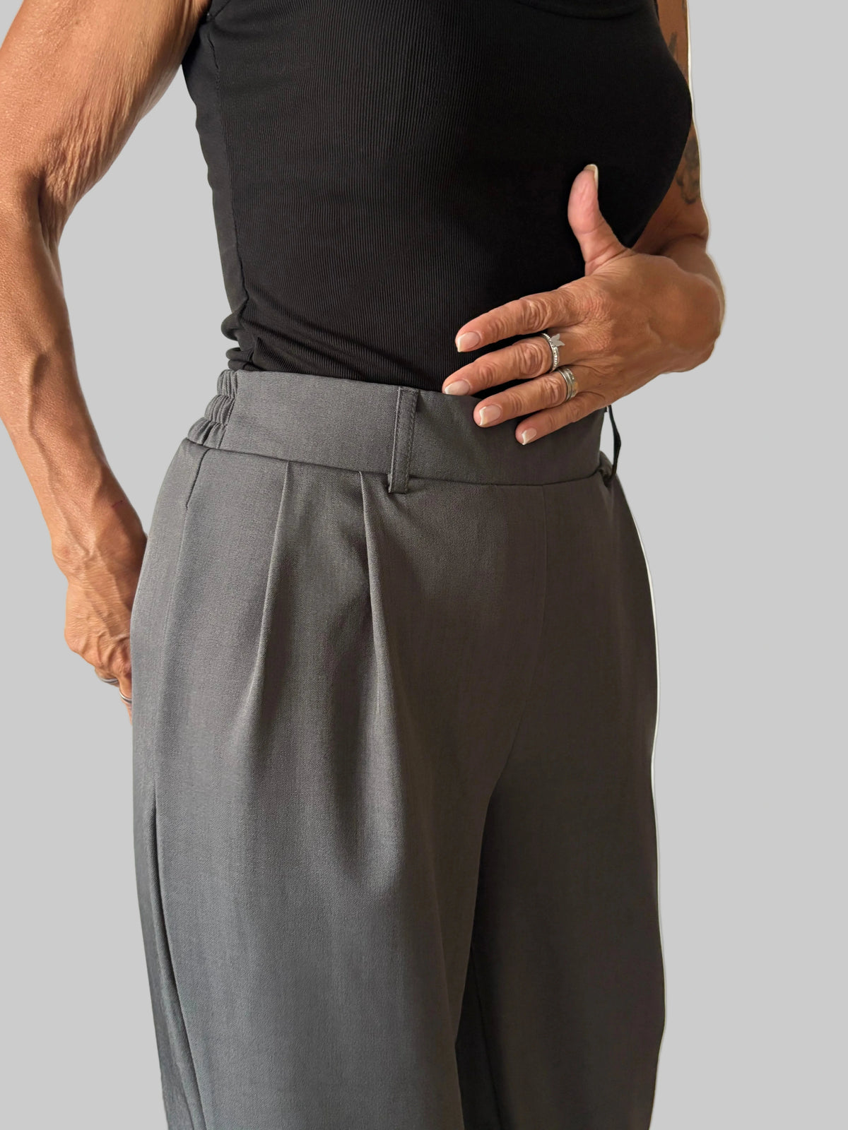 Pantalón Sastrero Wide leg Pardo con elástico atrás