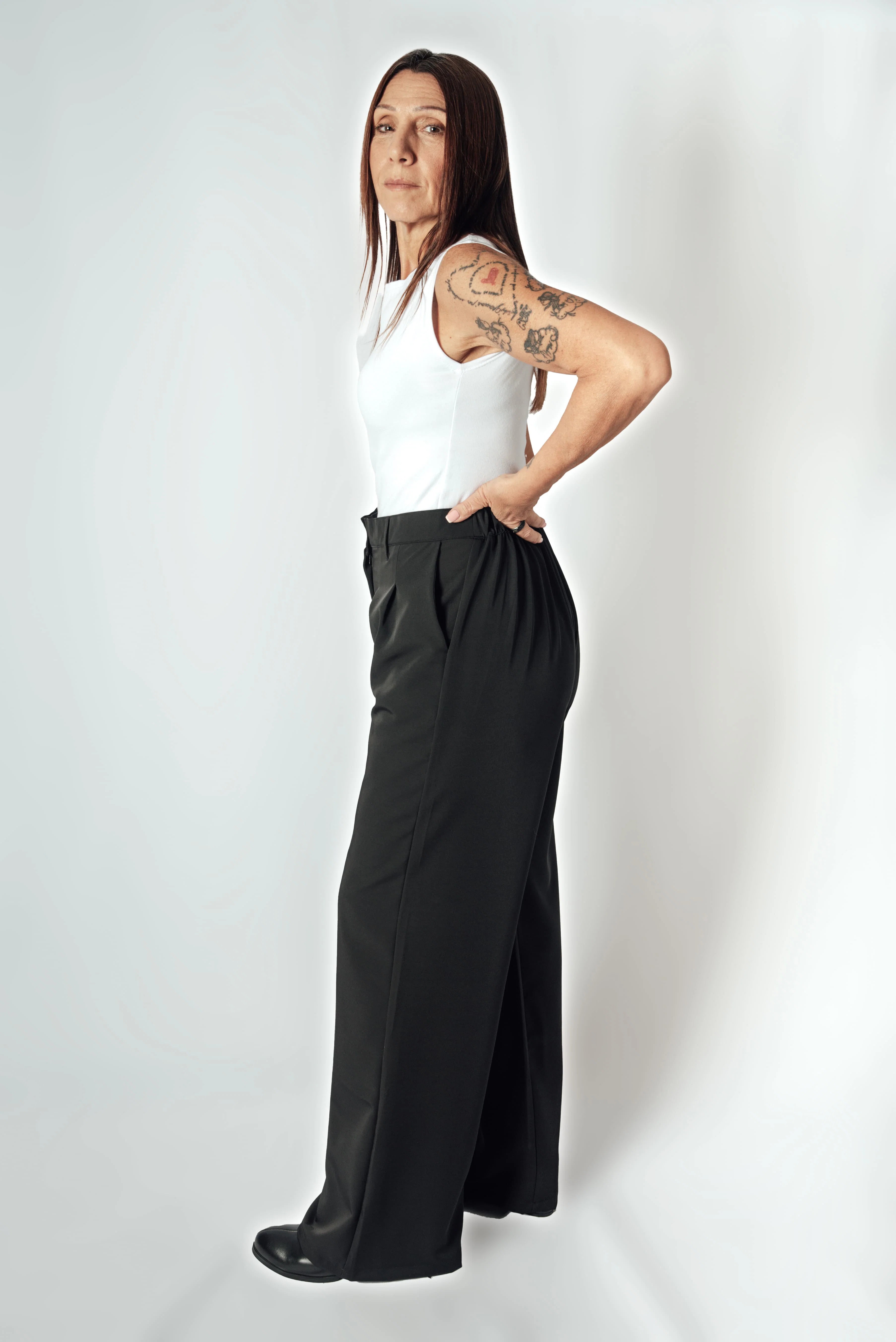 Pantalón Sastrero Wide leg Vietto con elástico atrás