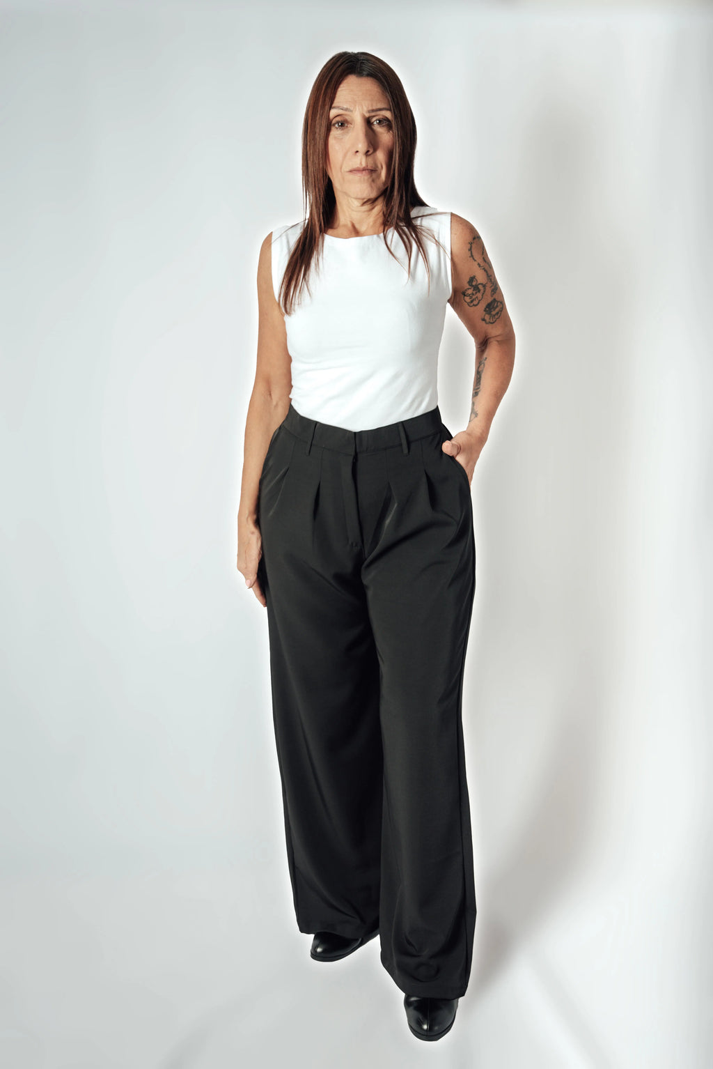Pantalón Sastrero Wide leg Vietto con elástico atrás