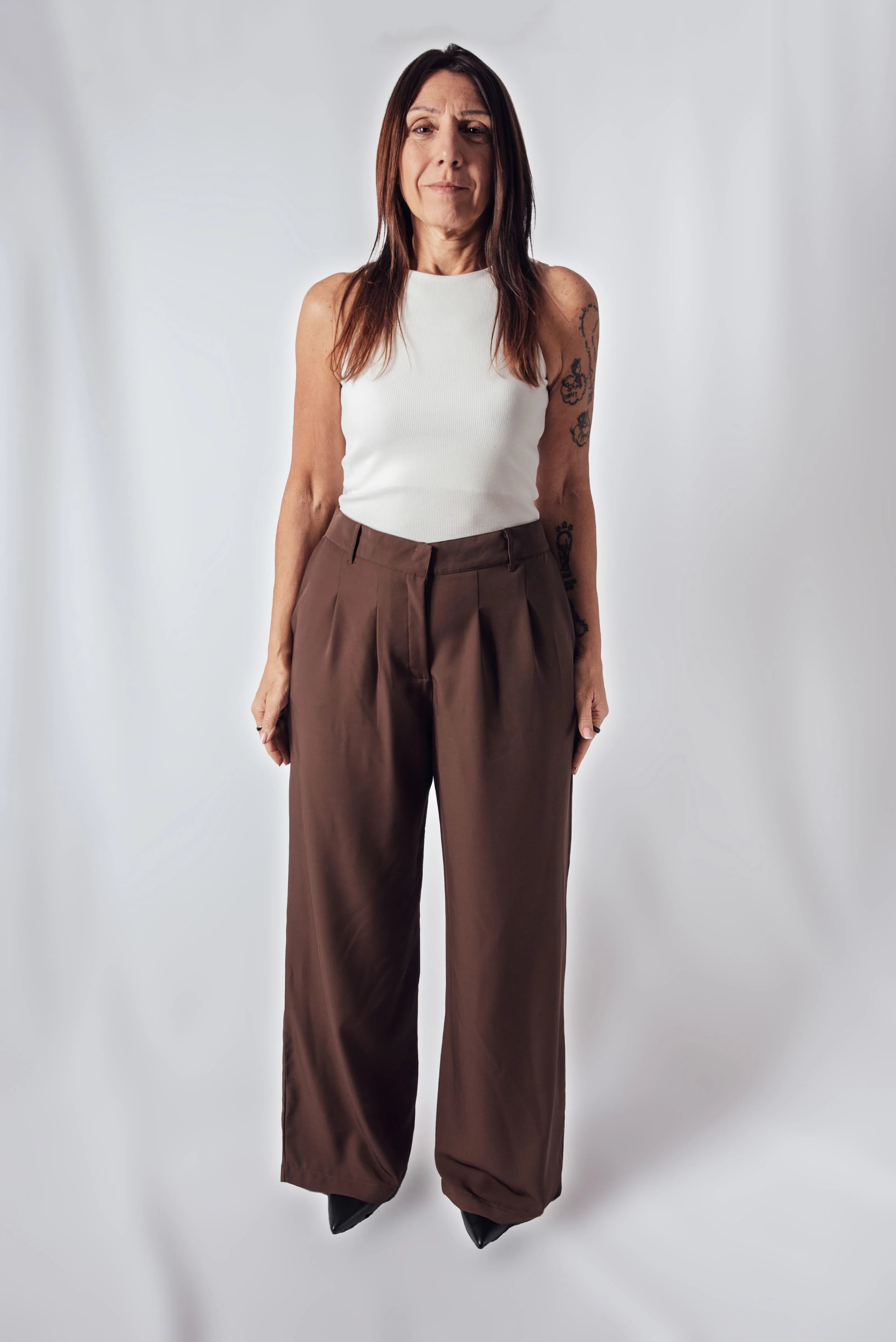 Pantalón Sastrero Wide leg Vietto con elástico atrás