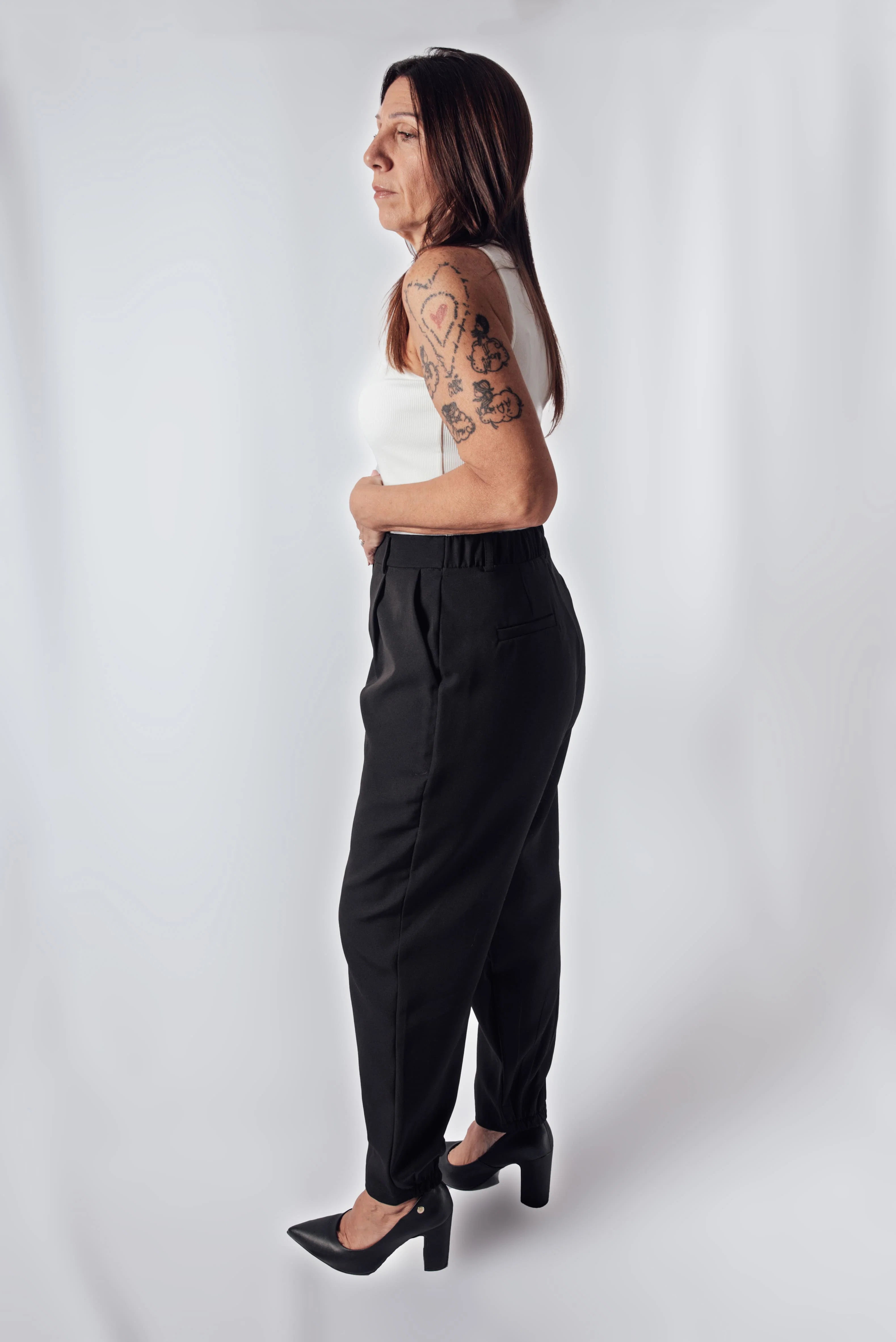 Pantalón Sastrero recto Nardoni con elástico atrás