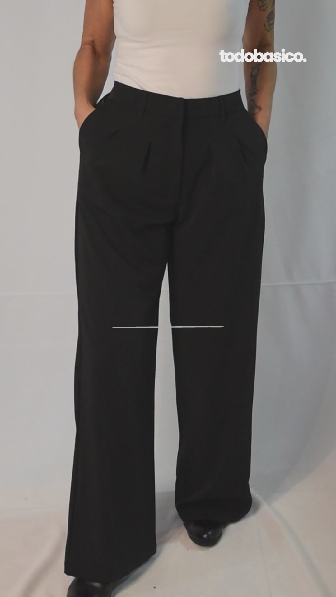 Pantalón Sastrero Wide leg Vietto con elástico atrás
